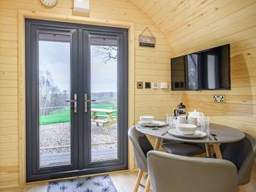 Glamping for 3 People in East Haddon, Northamptonshire, Photo 2