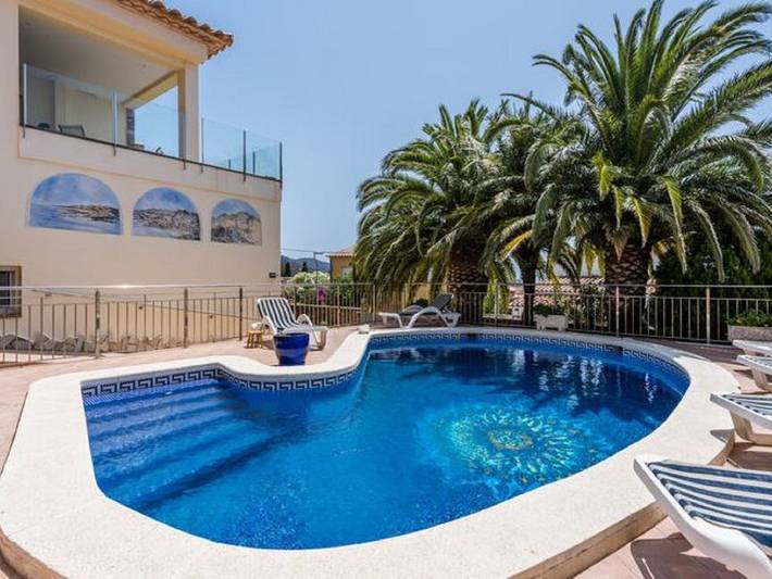 Apartamento de vacaciones para 4 personas, con jardín además de piscina y terraza, Familias con niños - 1