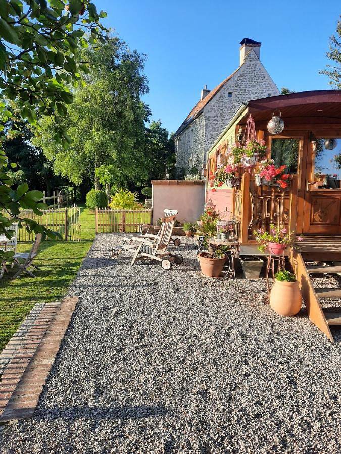 Location de vacances pour 2 personnes, avec vue et jardin à Pernes-lès-Boulogne - 2