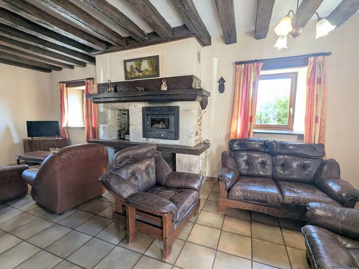 Gîte pour 11 personnes, avec jardin dans Indre - 2