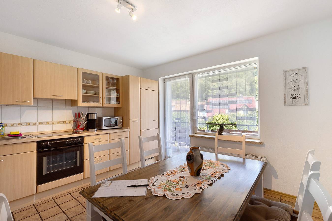 Appartement 'Ferienwohnung Direkt Am Wald 6 P' met Uitzicht op de Bergen, Balkon en Wi-Fi, foto 9