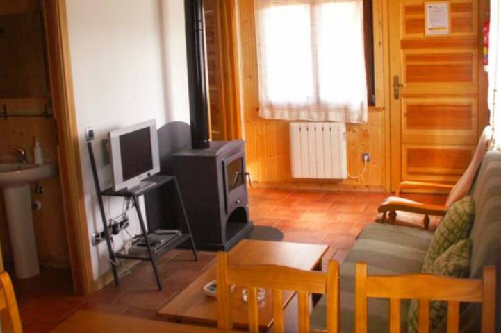 Casa rural para 5 personas, con jardín en Villalba de la Sierra