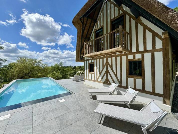 Location de vacances pour 10 personnes, avec jardin ainsi que jacuzzi et piscine à Touques - 4