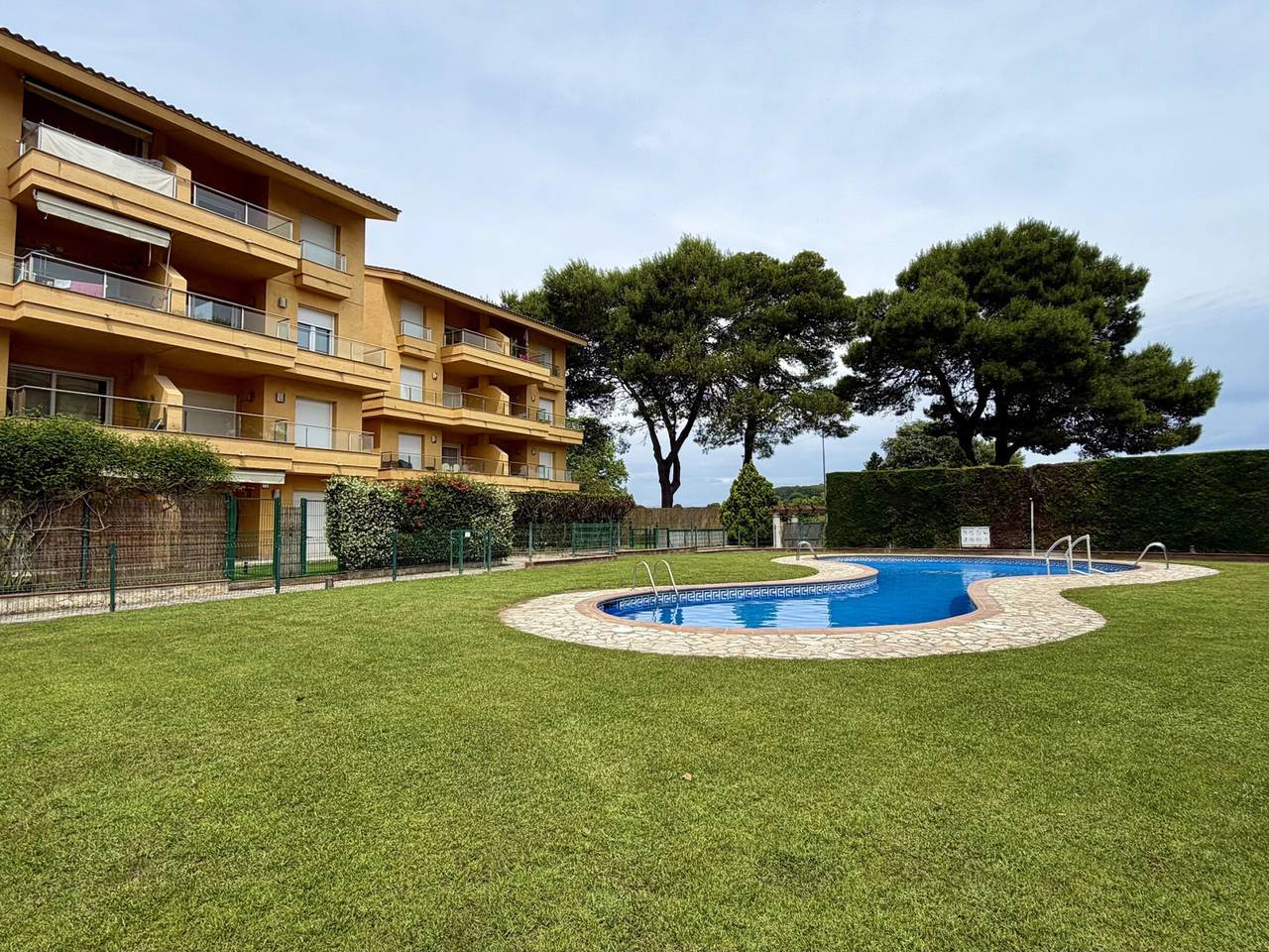 Appartement entier, Appartement familial à L'Escala avec piscine partagée in L'Escala, Haut-Ampurdan