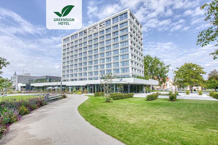 Hotel voor 4 personen, with terras and uitzicht as well as sauna in Heilbronn