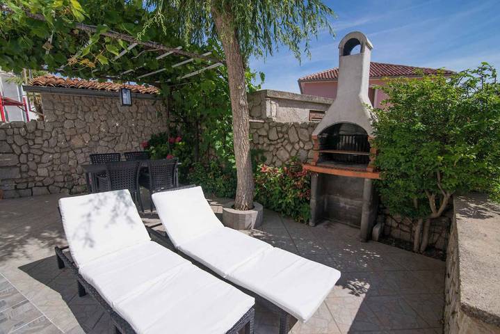 Ferienwohnung für 3 Personen, mit Garten in Veli Losinj - 2