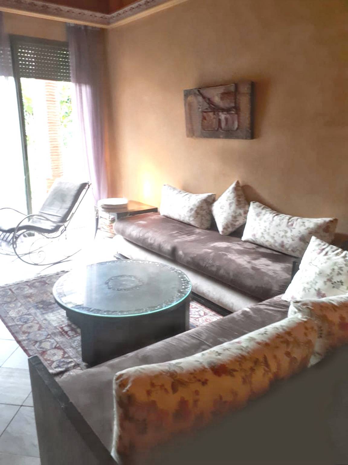 Ganze Wohnung, Komfortable Wohnung in Marrakesch mit Gemeinschaftspool, 124 m² in Annakhil, Marrakesch