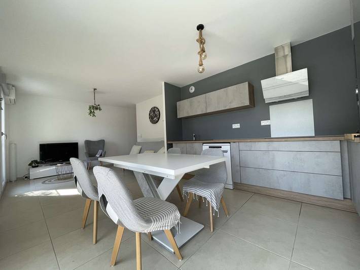 Ganze Ferienwohnung, Ferienwohnung für 4 Personen mit Terrasse in Le Lavandou, Mittelmeerküste (Frankreich)