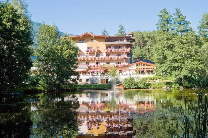 Hotel para 2 personas, con jardín además de sauna y balcón - 1