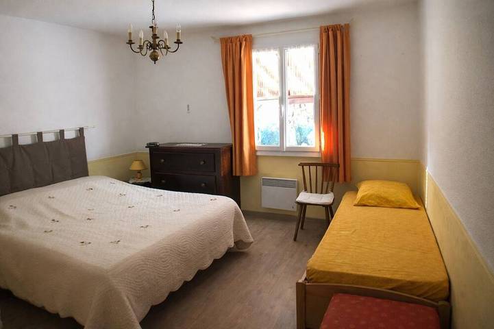 Location de vacances pour 8 personnes, avec jardin à Baron - 4