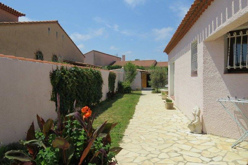 Ganze Ferienwohnung, Ferienwohnung für 6 Personen mit Pool in Saint-Laurent-de-la-Salanque, Côte d'Améthyste