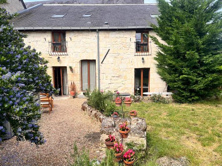 Location de vacances pour 4 personnes, avec jacuzzi et jardin à Fontevraud-l'Abbaye - 2