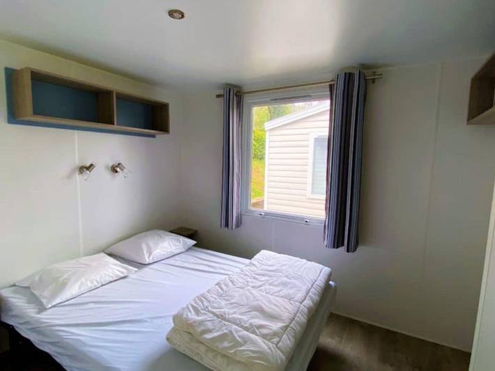 Mobil home pour 6 personnes, avec terrasse et piscine, animaux acceptés à Saint-Cybranet - 4