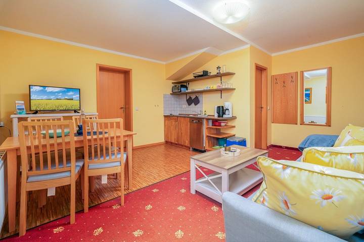 Ferienwohnung für 4 Personen, mit Garten und Ausblick