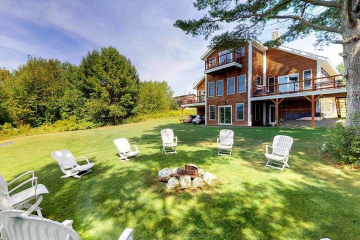 Casa de vacaciones para 8 personas, con vistas al lago además de vistas y terraza - 1