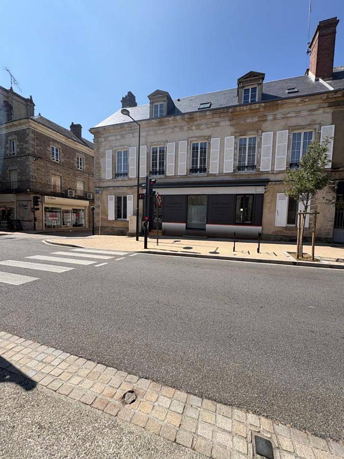 Gîte pour 7 personnes, avec Terrasse ainsi que Jardin et Vue dans Office De Tourisme Du Pays D Alencon - 4