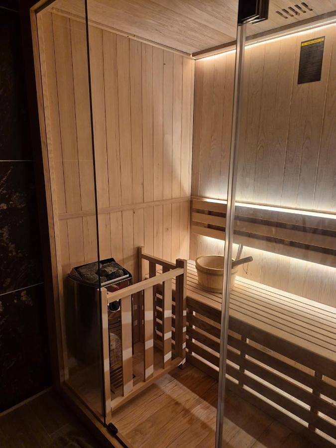 Gîte pour 4 personnes, avec sauna ainsi que jardin et terrasse à Fleury-les-Aubrais - 2
