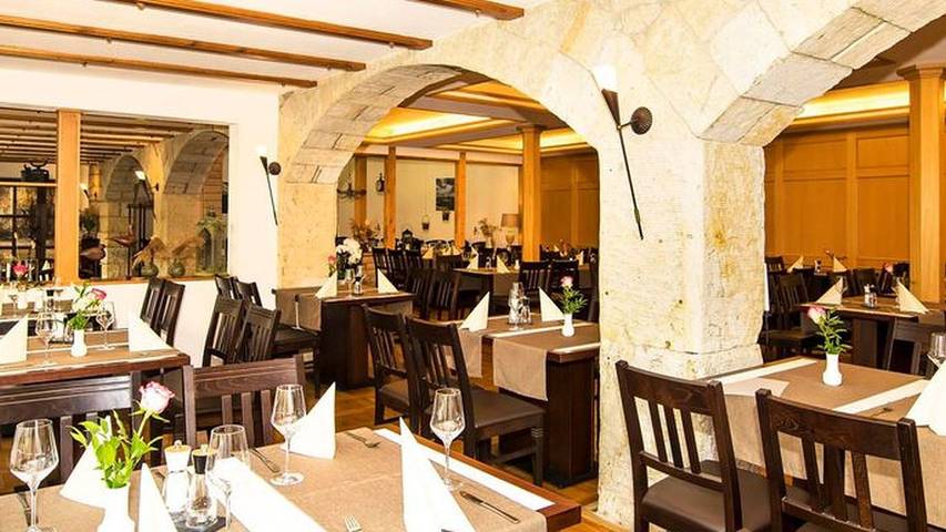 Ferienwohnung für 2 Personen, mit Sauna und Pool in Pirna - 2