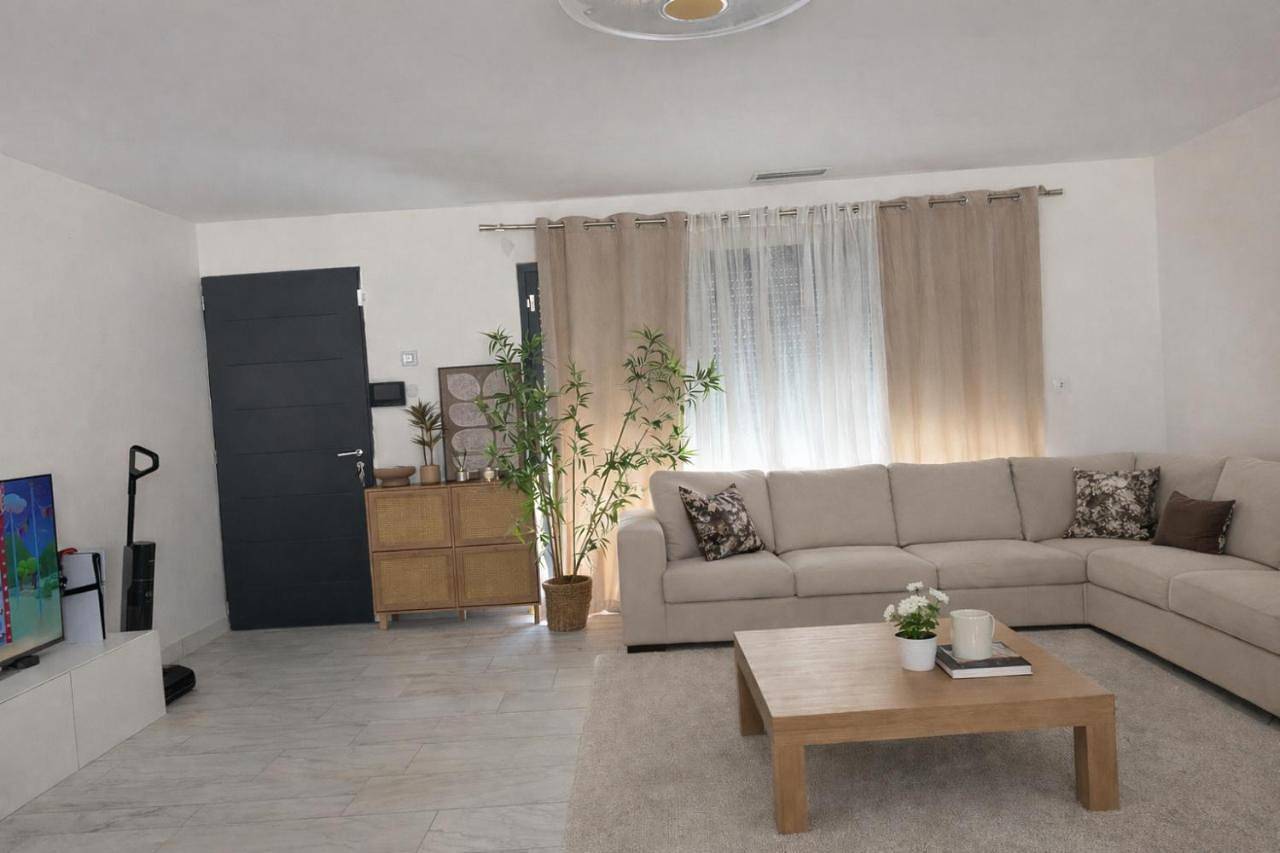 Three-Bedroom Villa in Vacqueyras, Vaucluse