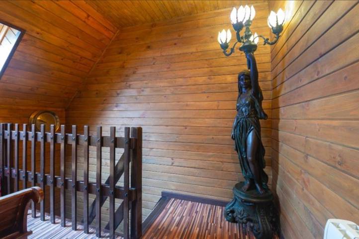 Casa rural para 8 personas, con balcón además de jacuzzi y sauna en Sierra Nevada - 4