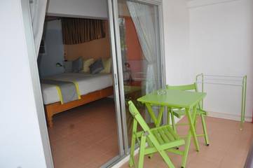 Maison d’hôte pour 2 personnes, avec vue et balcon dans Koh Lanta