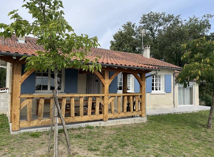 Gîte pour 6 personnes, avec terrasse et jardin - 1