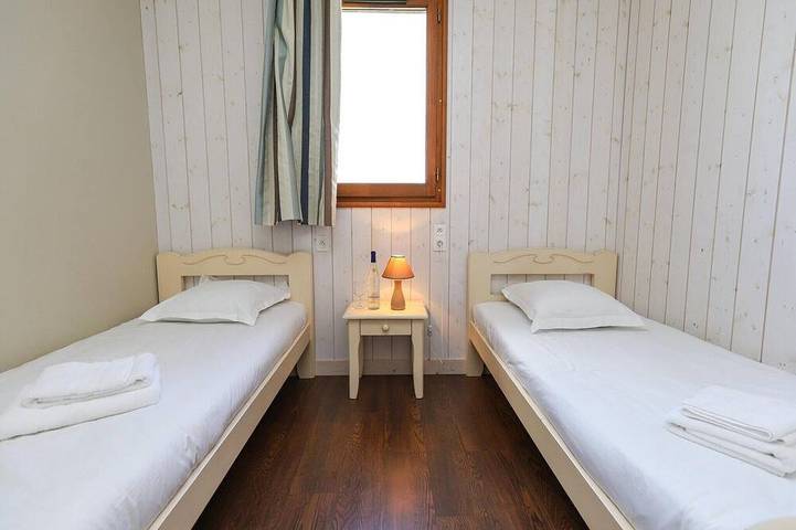 Gîte pour 6 personnes, avec terrasse et piscine ainsi que jacuzzi et sauna, animaux acceptés à Meyrignac-l'Église - 2