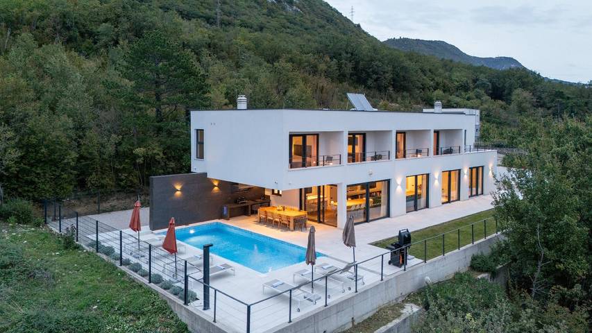 Dom dla 12 osób, z ogród w Kraljevica