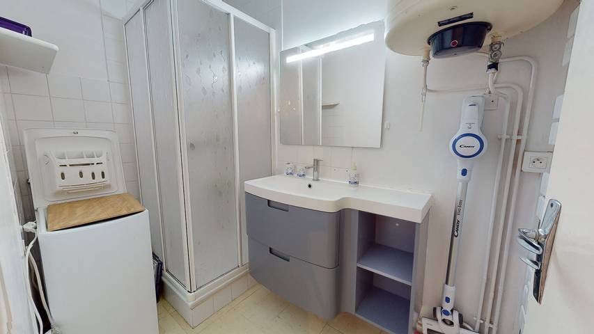 Gîte pour 4 personnes, avec balcon dans Plage des Becs - 4