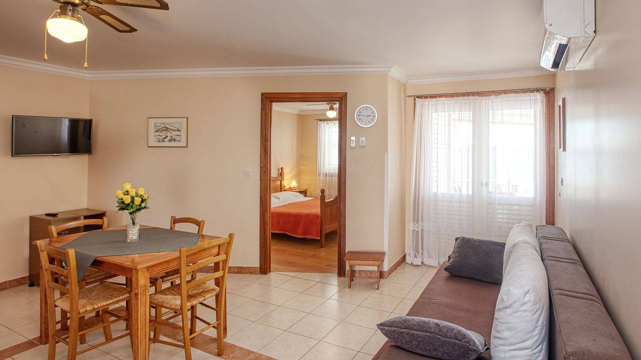 Ganze Ferienwohnung, Ferienwohnung für 4 Personen (41 m²) in Sibenik-Brodarica in Brodarica, Šibenik-Knin