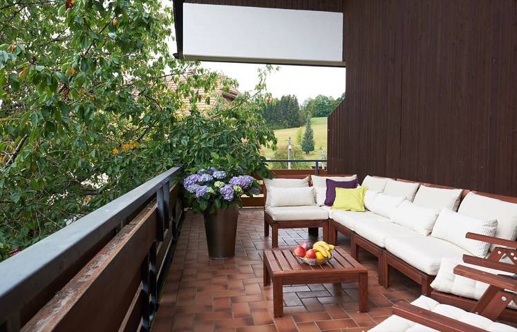 Ganze Wohnung, Zimmer 'Einzelzimmer - Nr 8 mit separatem Wc' mit gemeinsamer Terrasse und gemeinsamem Garten in Dachsberg, Südschwarzwald