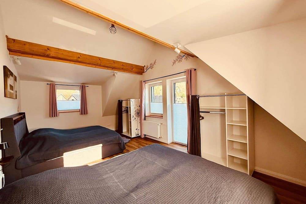 Geheel appartement, Fabian's Holiday Home / Rurseeloft in Einruhr, Simmerath