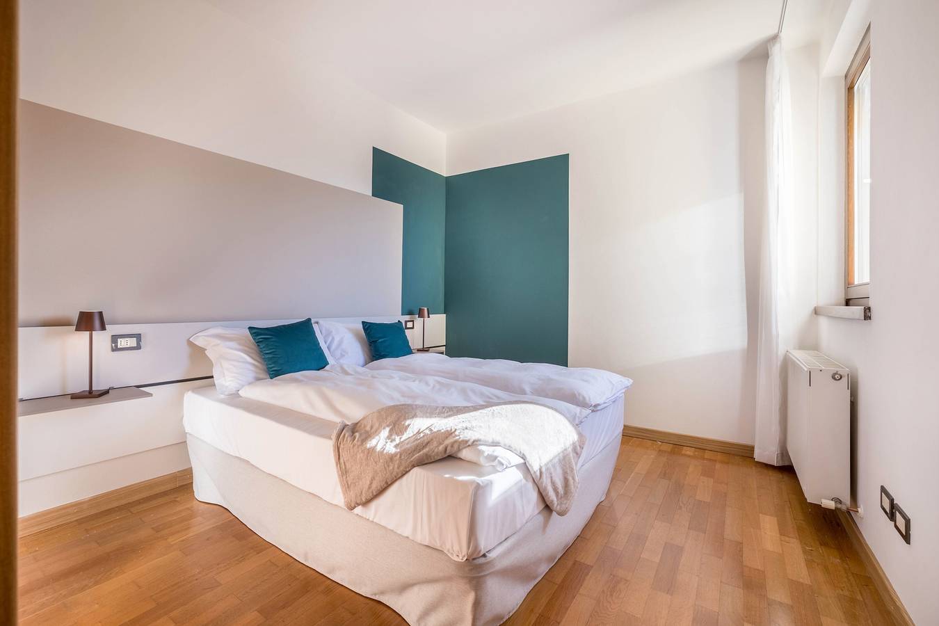 Entire apartment, Flat no. 8 holiday home "Villa Belvedere Arco" with balcony, Wi-Fi and private parking space in Arco, Garda Mountains