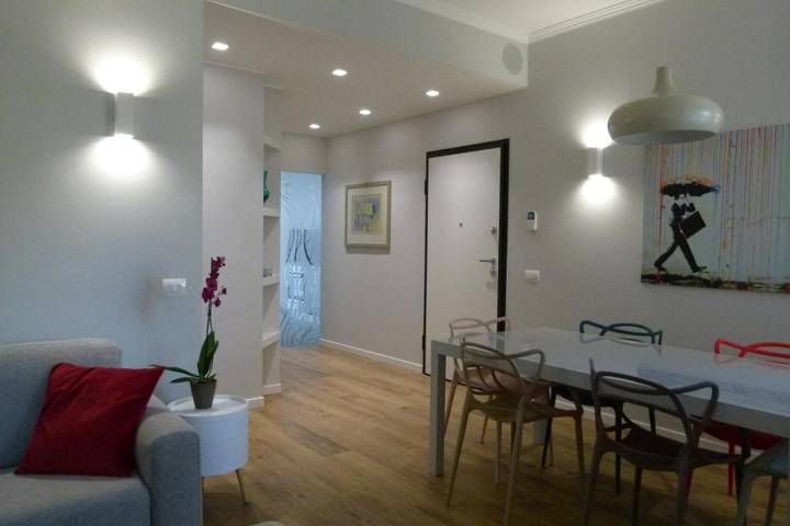 Appartamento per 4 persone, con Balcone a Saronno