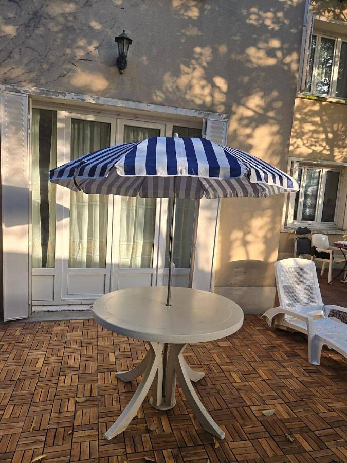 Gîte pour 6 personnes, avec Terrasse et Jardin à Limeil-Brévannes