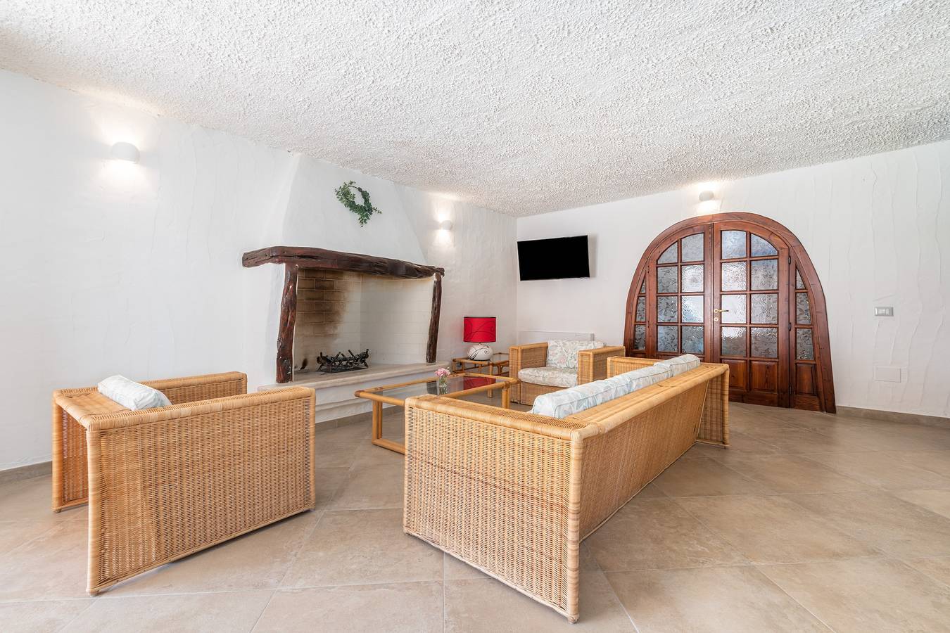 Casa vacanze 'Villa Eleonora Residence App To 4' con piscina in comune, Wi-Fi in Capoterra, Cagliari e Dintorni