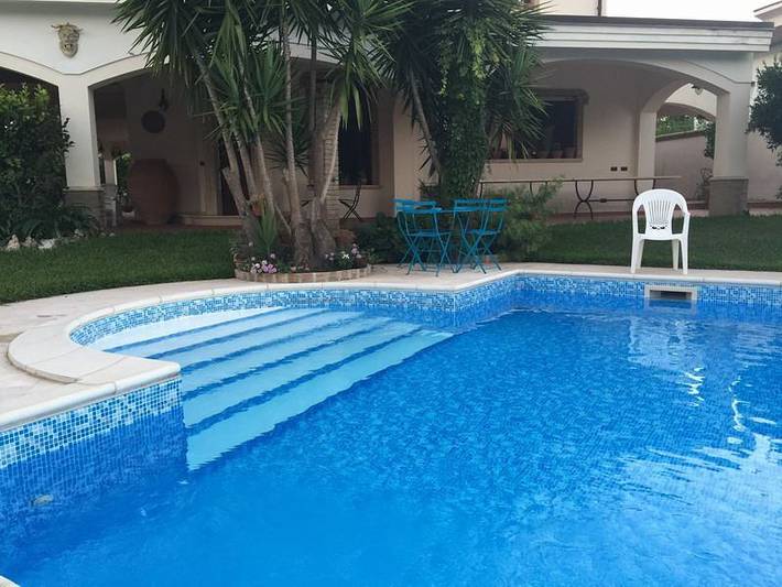 Ferienhaus für 11 Personen, mit Pool und Terrasse sowie Garten in Kalabrien - 4