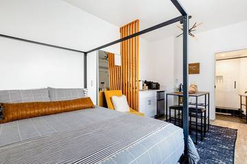 Loft for 2 Guests in Los Angeles, Los Angeles County, Picture 4