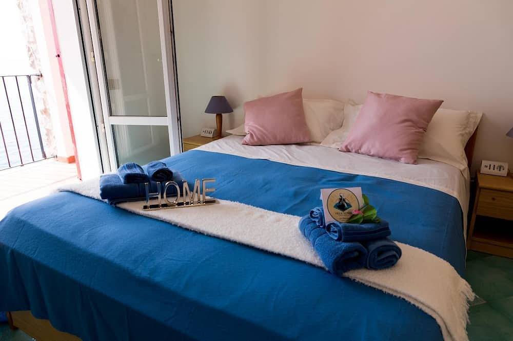 Entire apartment, Three Bedroom Villa amalfi coast in Cetara, Amalfi Coast
