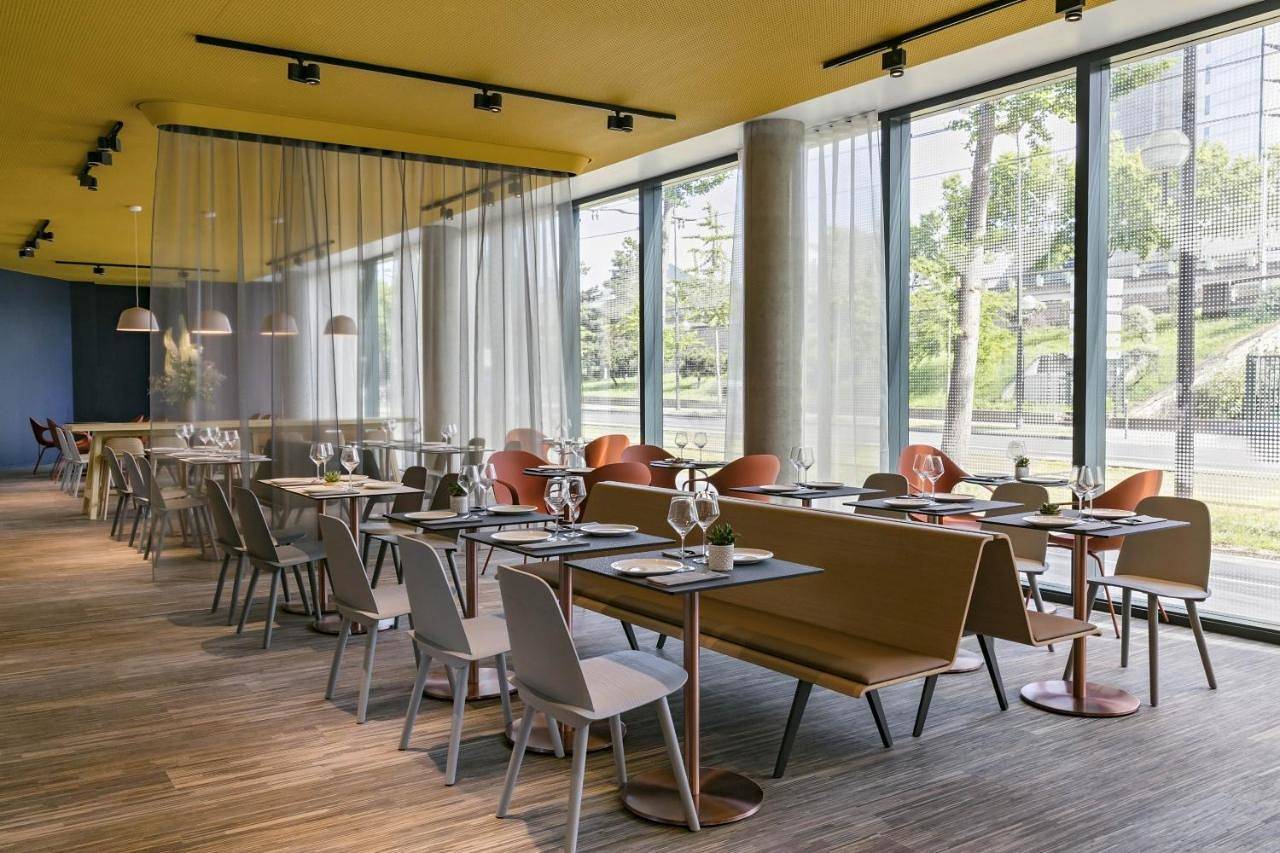 Okko Hotels Paris Porte De Versailles in Paris, Île de France