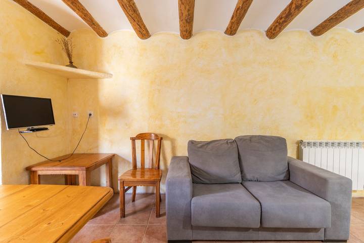 Casa rural para 4 personas, con balcón y jardín en Provincia de Huesca - 2