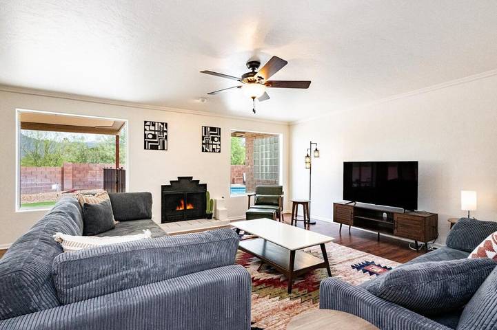 Ferienhaus für 9 Personen, mit Garten und Pool - 1