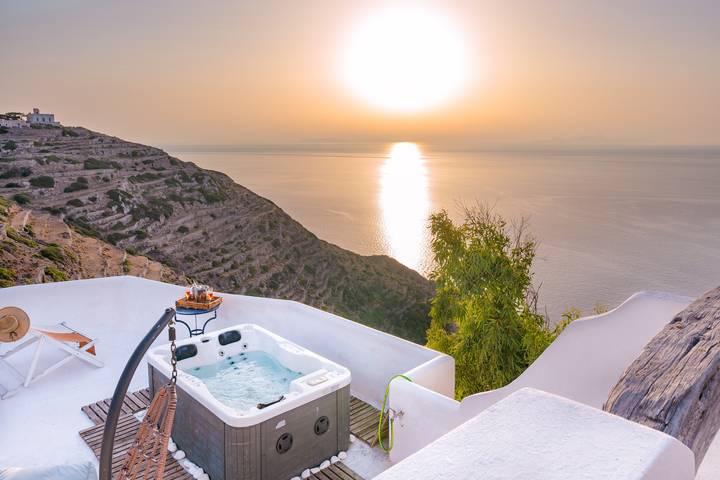 Ganze Wohnung, Paros Apartment – Haustierfreundlich mit Meerblick und Whirlpool in Sikinos