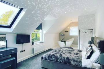Bed And Breakfast for 14 People in County Antrim, Ulster, Photo 4