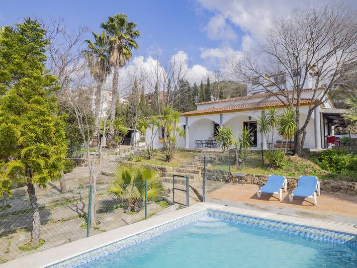 Chalet para 19 personas, con terraza y jardín en Serranía de Ronda - 3