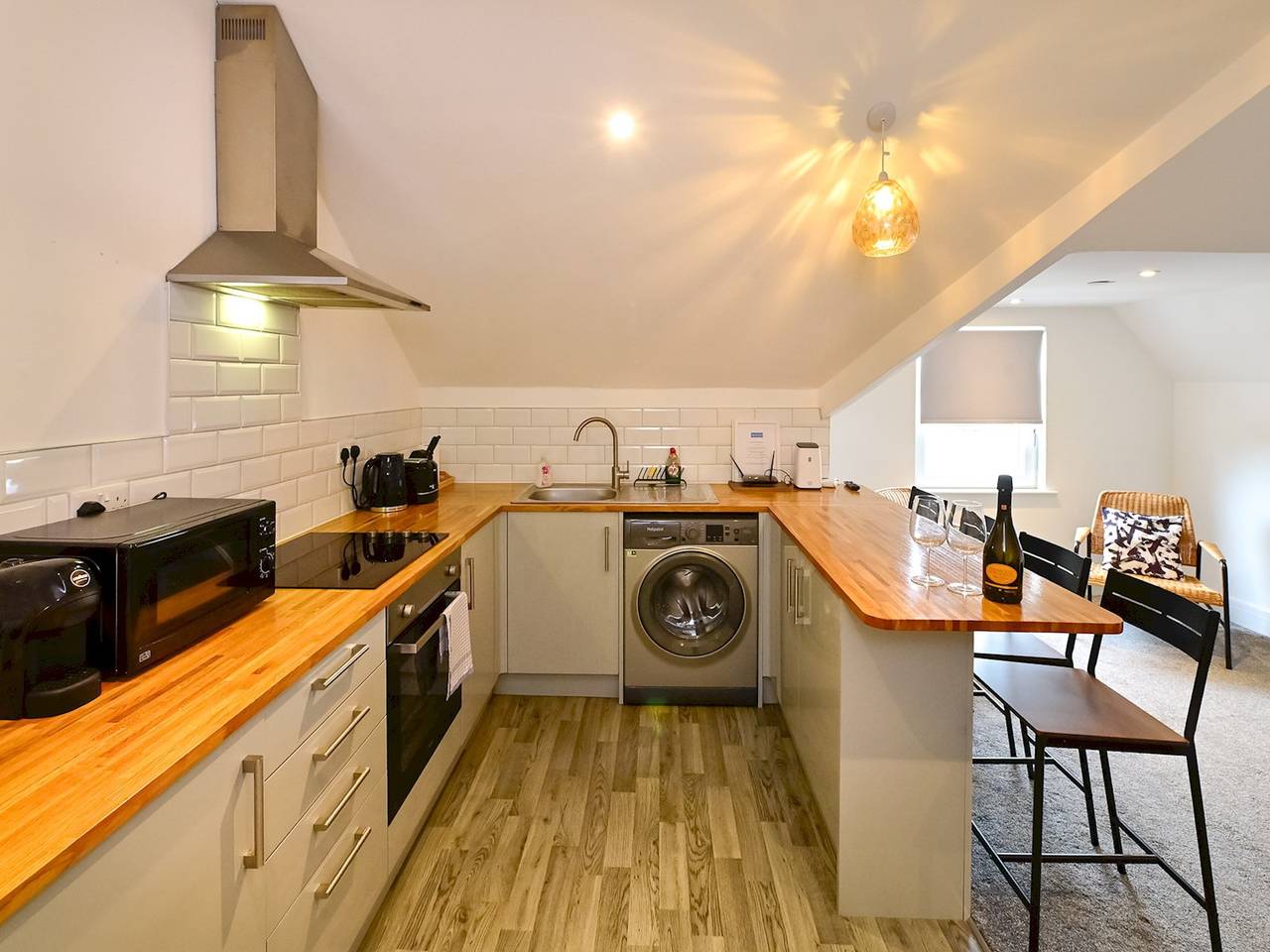 Entire apartment, Roath - Modern Flat Near City Centre W/Parking | Pass the Keys in Cardiff, Cardiff region