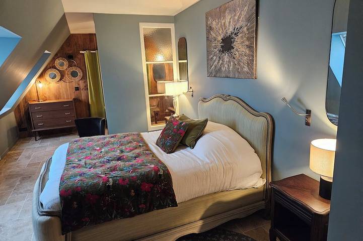 Location de vacances pour 2 personnes, avec piscine à Brunelles - 2