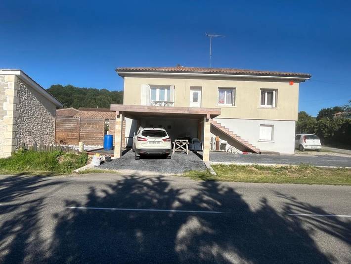 Gîte pour 4 personnes, avec piscine et terrasse à Villefranche-du-Queyran