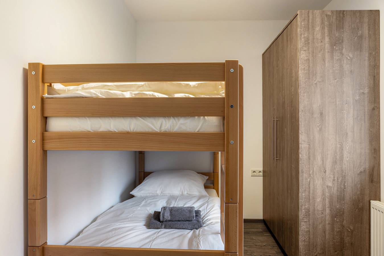 Haus Fuldablick 'Zimmer 3' mit Gemeinschaftsgarten und Wlan in Rotenburg an der Fulda, Hessisches Bergland
