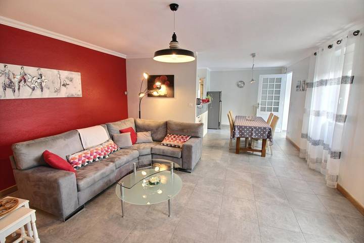 Gîte pour 4 personnes, avec jardin et terrasse à Perros-Guirec